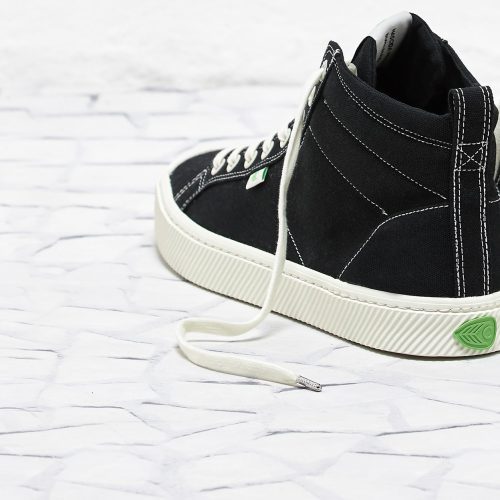 oca high black canvas sneaker women backheel logo.feature 4 cca0f1c7 5611 40c5 a86f 3ffd6808f078