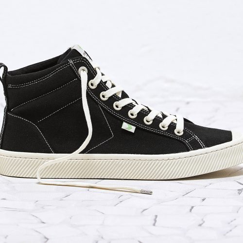 oca high black canvas sneaker women side view.slideshow1 ae632a73 b82b 4bb4 a6f2 426b3594ff72