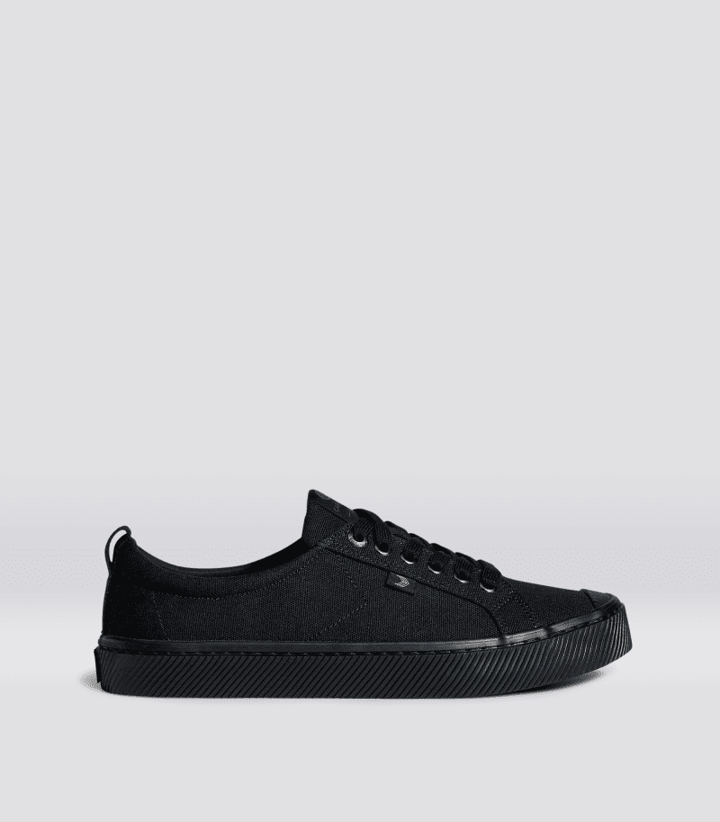 oca low all black canvas sneaker side view