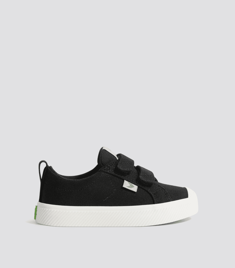 oca low black canvas sneaker kids.side view