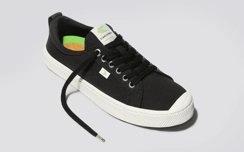 oca low black canvas sneaker.feature 1 0536bc44 be56 484b 9593 48bd0243a0d1