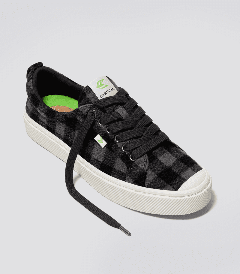 oca low black plaid canvas.hover