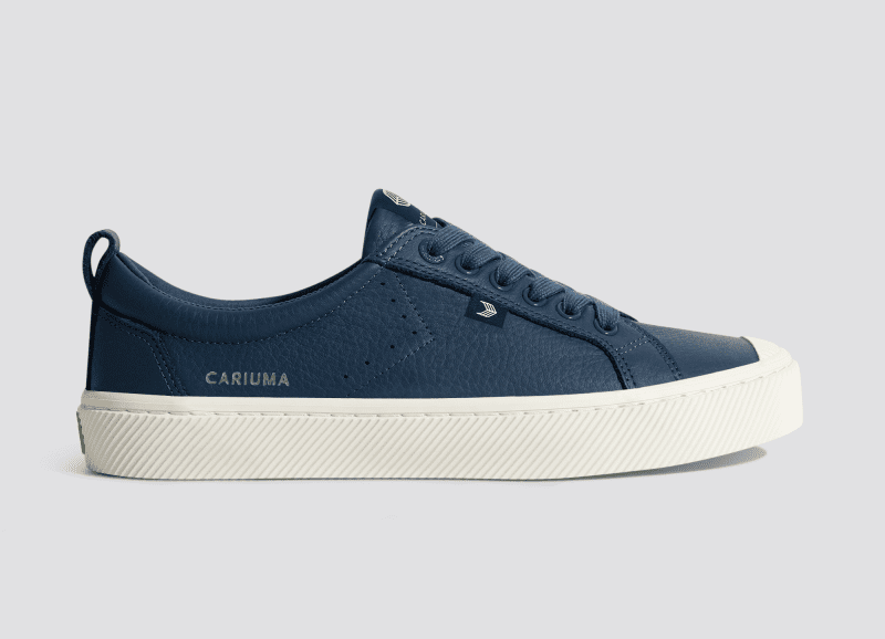 oca low dark denim premium leather sneaker.slideshow1