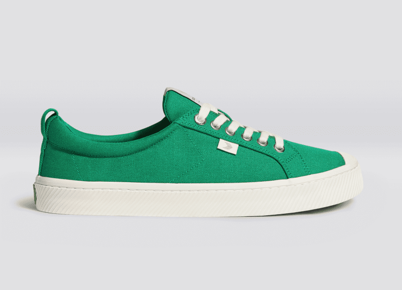 oca low green canvas sneaker.slideshow1