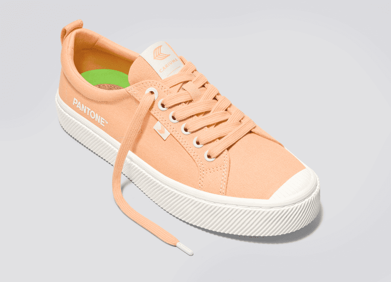 oca low pantone peach fuzz canvas sneaker.slideshow2