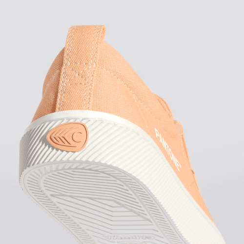 oca low pantone peach fuzz canvas sneaker.slideshow4