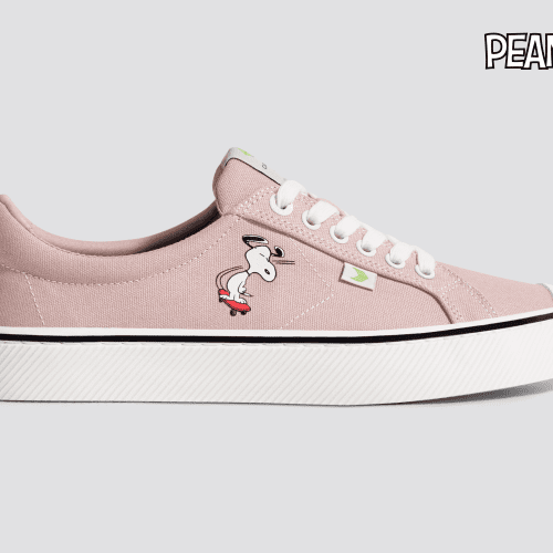 oca low peanuts skate rose canvas sneaker.slideshow1 028ef4b1 3379 49d9 8570 1ad892a162e3