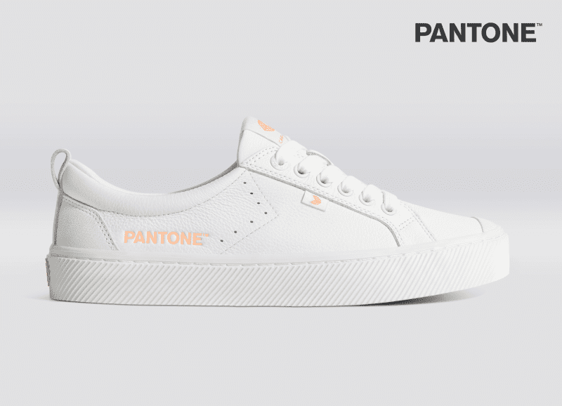 oca low white premium leather pantone peach fuzz canvas sneaker.slideshow1 69806c2f 17b9 4e46 aed9 c2049a8e8f91