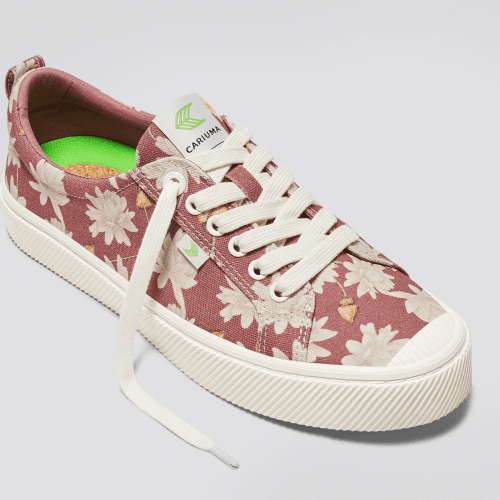 oca low withered rose giant liles canvas sneaker.slideshow2 c7e7b1cb 85ab 481d be89 950ae647e4e6