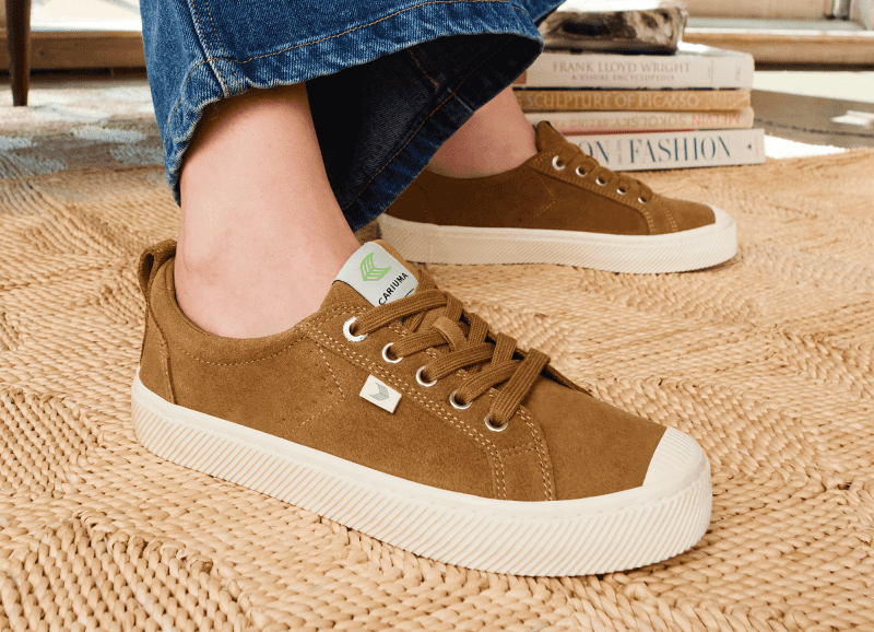 oca low women suede.slideshow10 3902a589 dcdf 4995 90e2 bd15136a2593