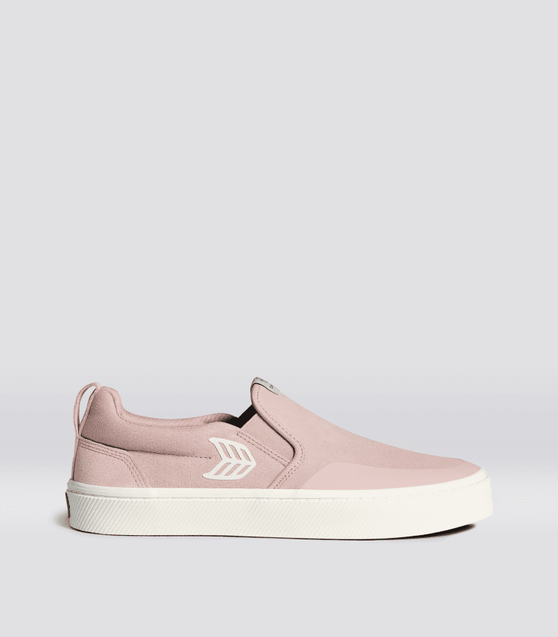 slip on skate pro rose ivory sneaker.side view